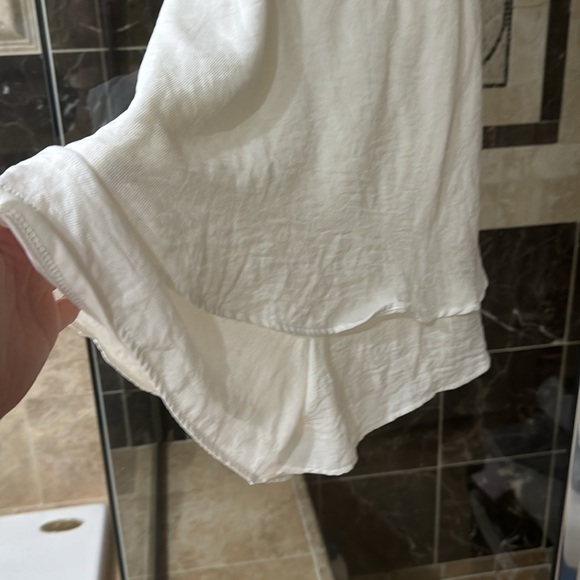 Altar’d State white romper, size M, NWT. - Picture 4 of 6